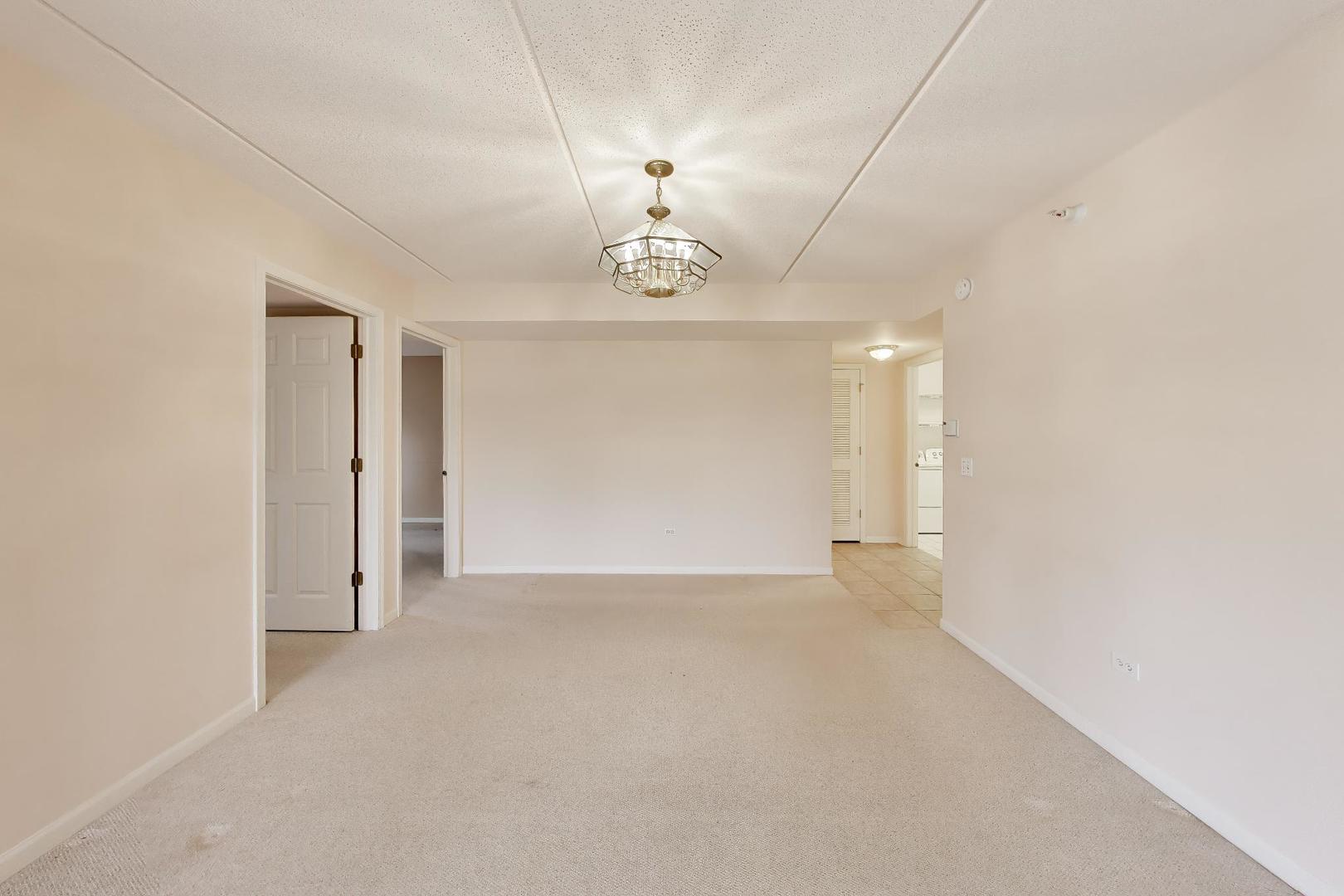 6801 N Milwaukee Avenue 410 Property Photo 10
