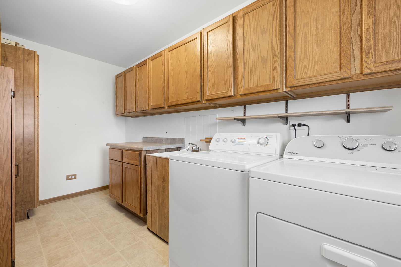 611 Flanagan Drive Property Photo 16