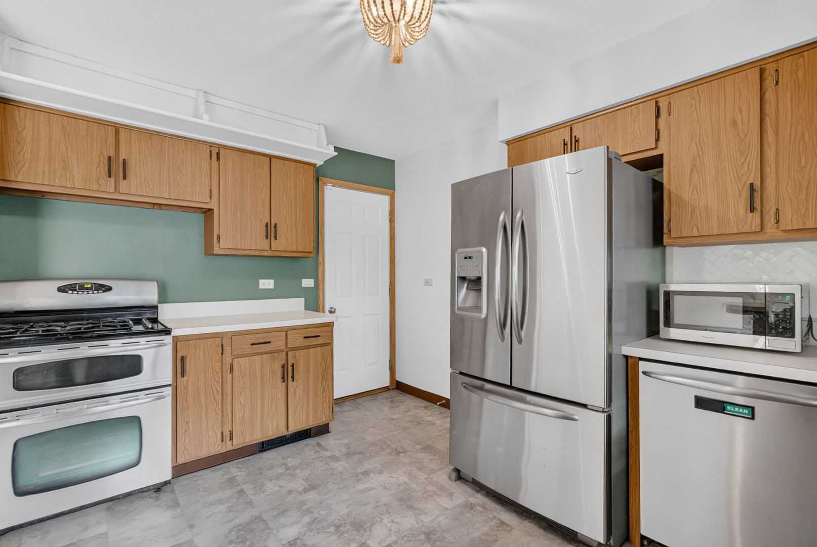 145 Dole Avenue Property Photo 16