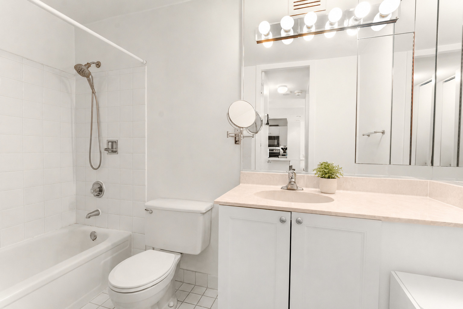 405 N Wabash Avenue 1710 Property Photo 22