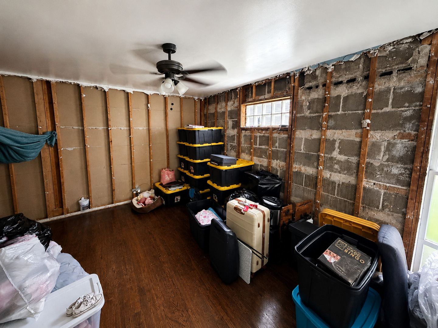 2836 Lombard Avenue Property Photo 2