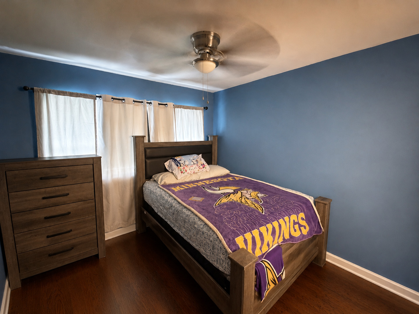 2836 Lombard Avenue Property Photo 5