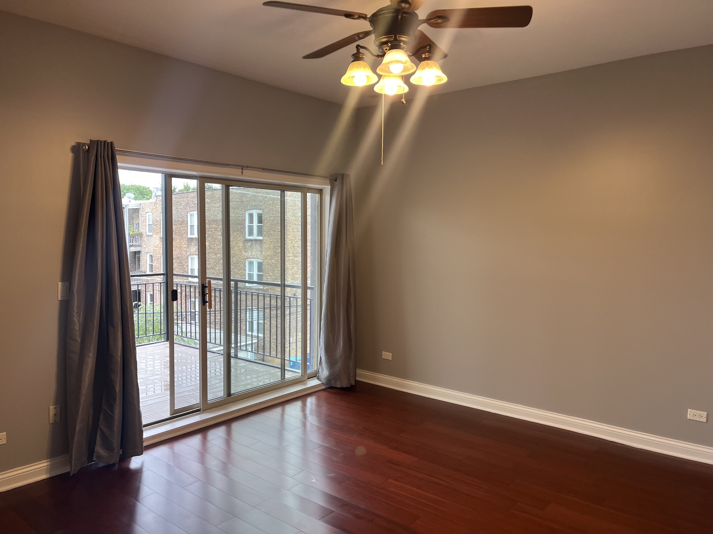 2853 N Pulaski Road 2s Property Photo 10