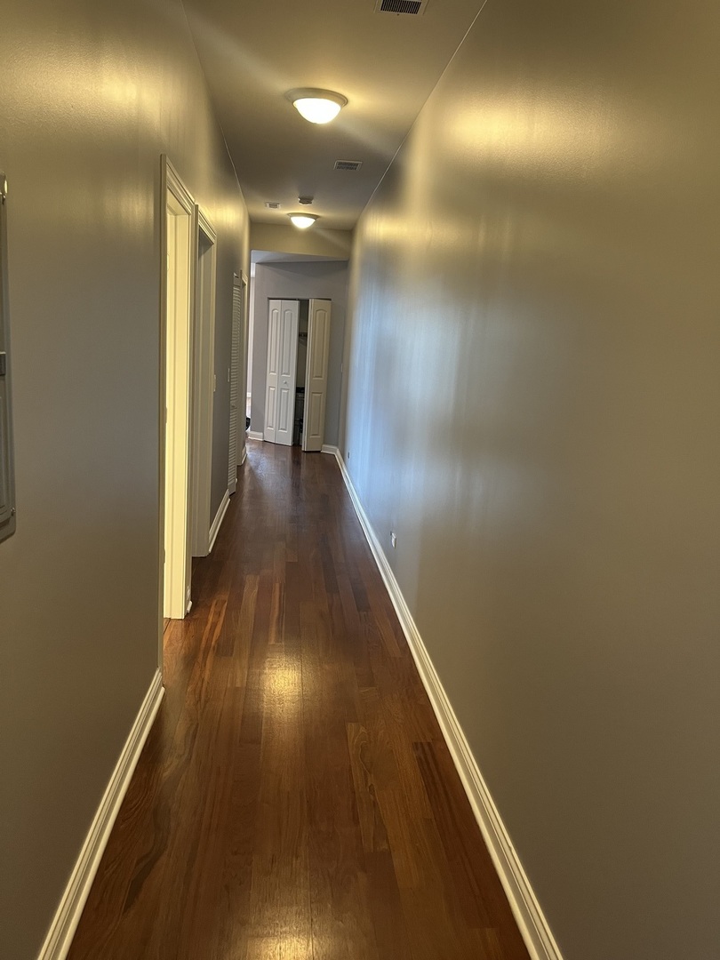 2853 N Pulaski Road 2s Property Photo 13