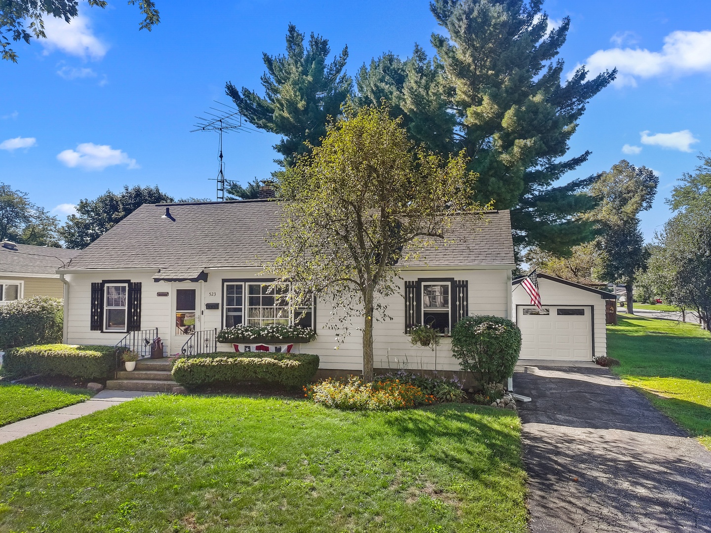 523 Highland Avenue Property Photo 1