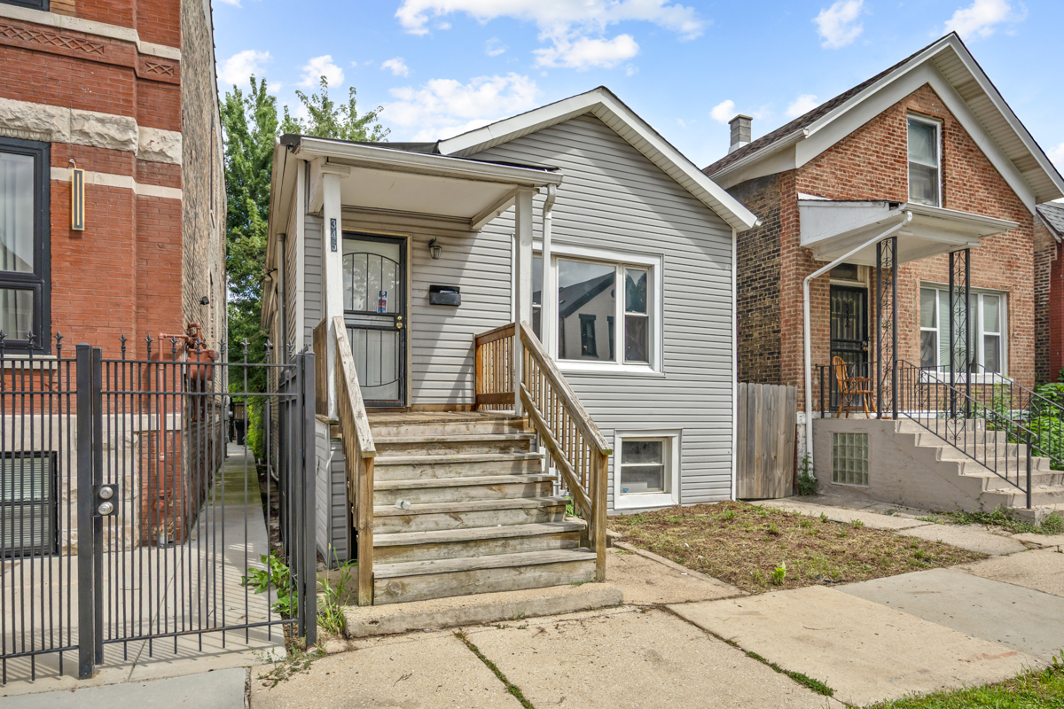 3450 W Walnut Street Property Photo 1