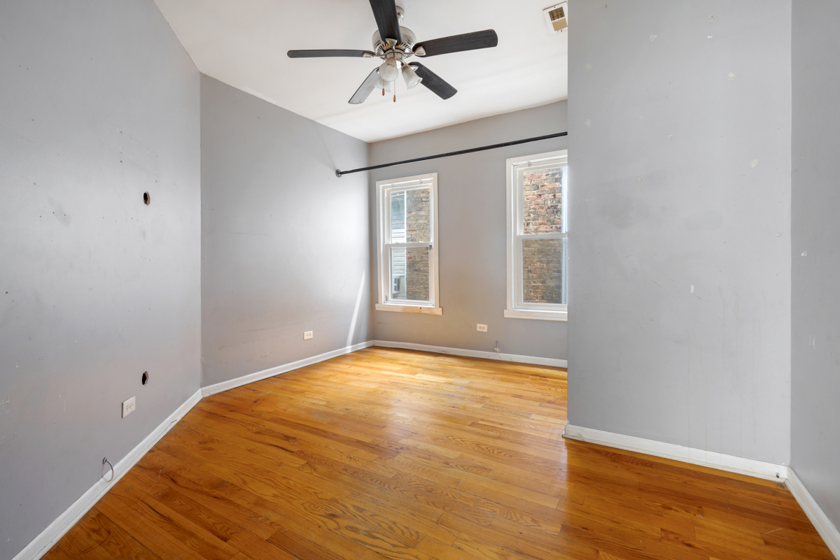 3450 W Walnut Street Property Photo 11