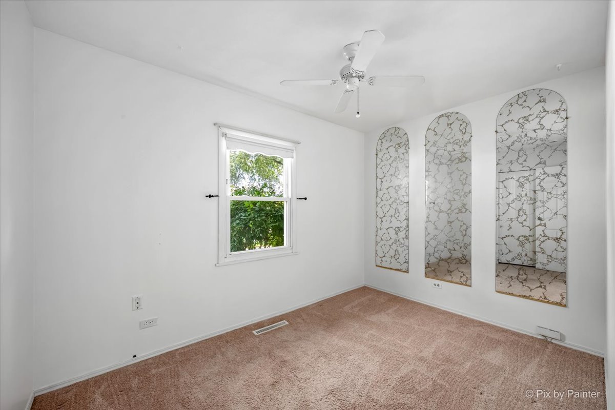 303 Mark Avenue Property Photo 16