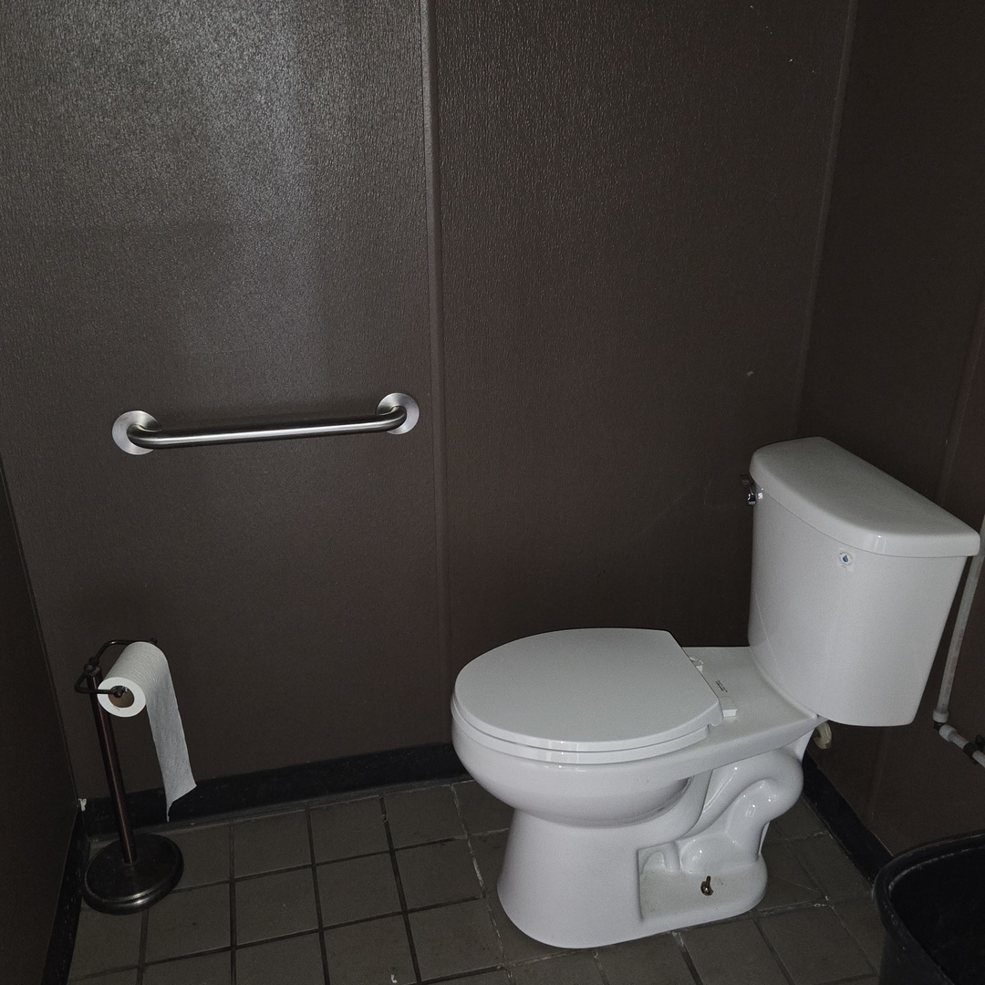111 N Main Street Property Photo 11