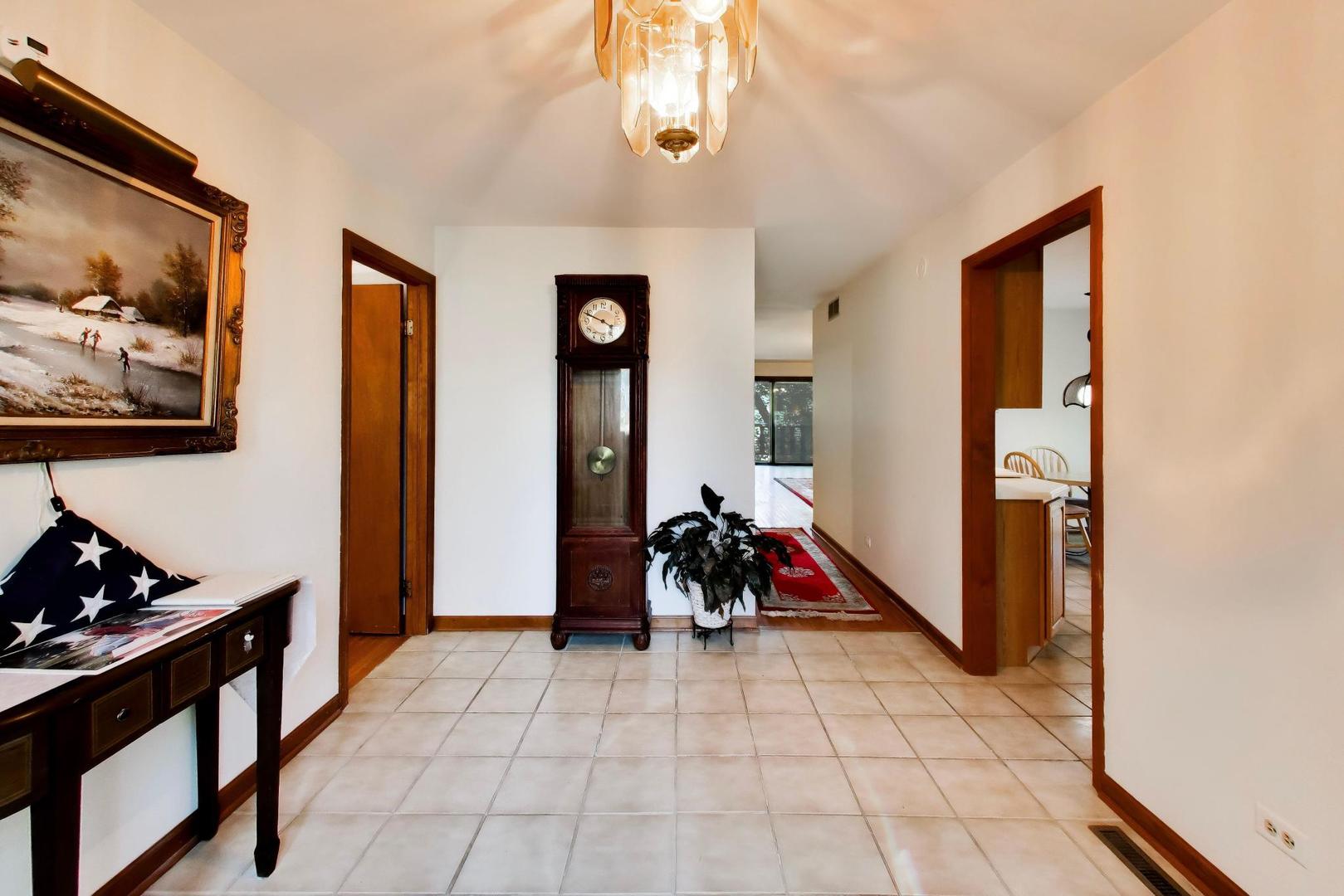 12737490 Property Photo 11