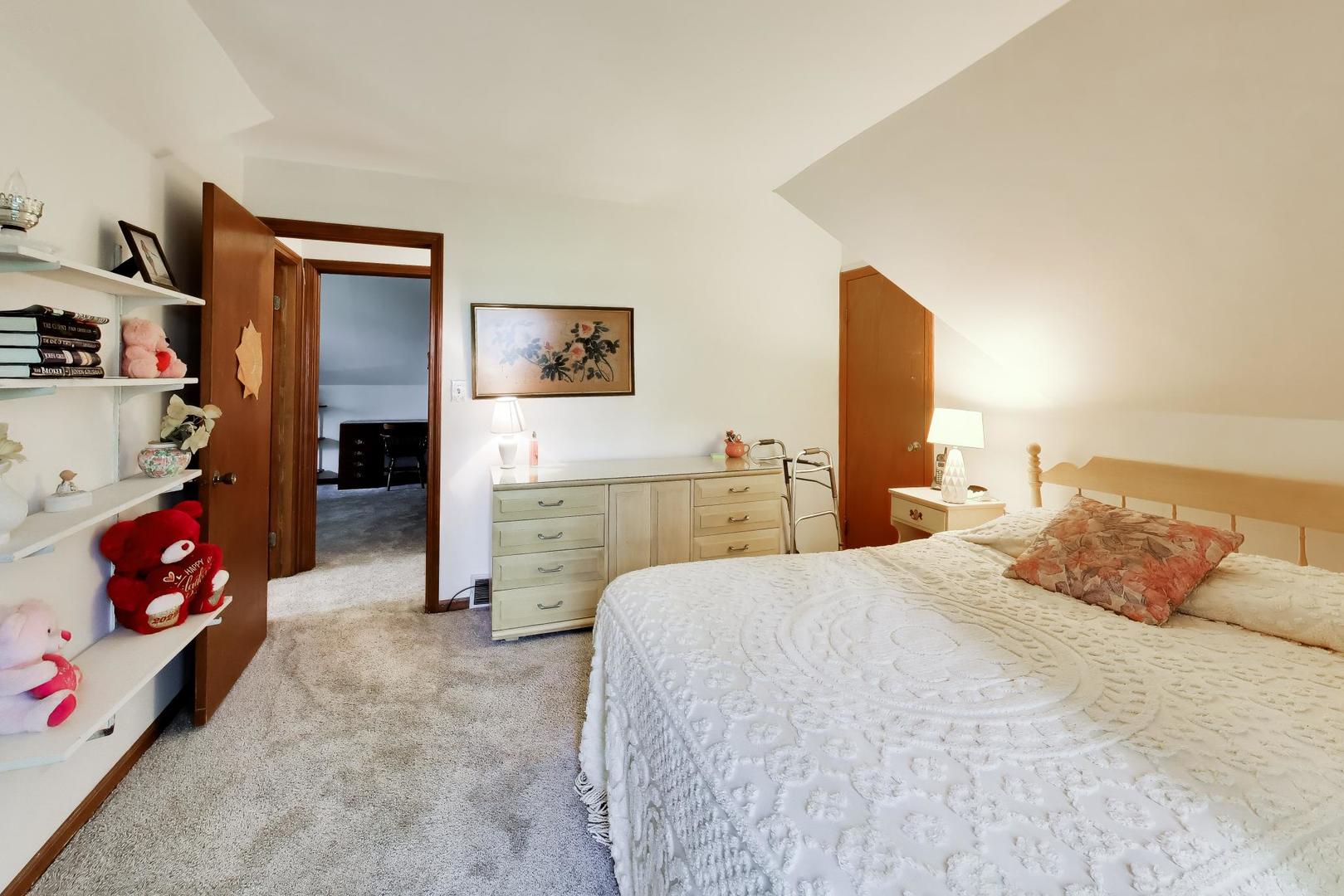 12737490 Property Photo 28