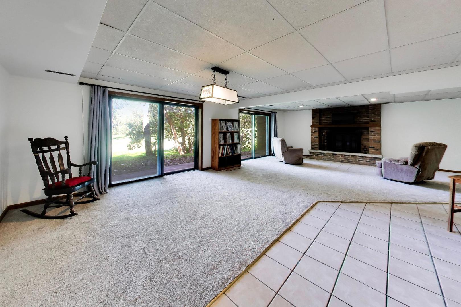 12737490 Property Photo 35
