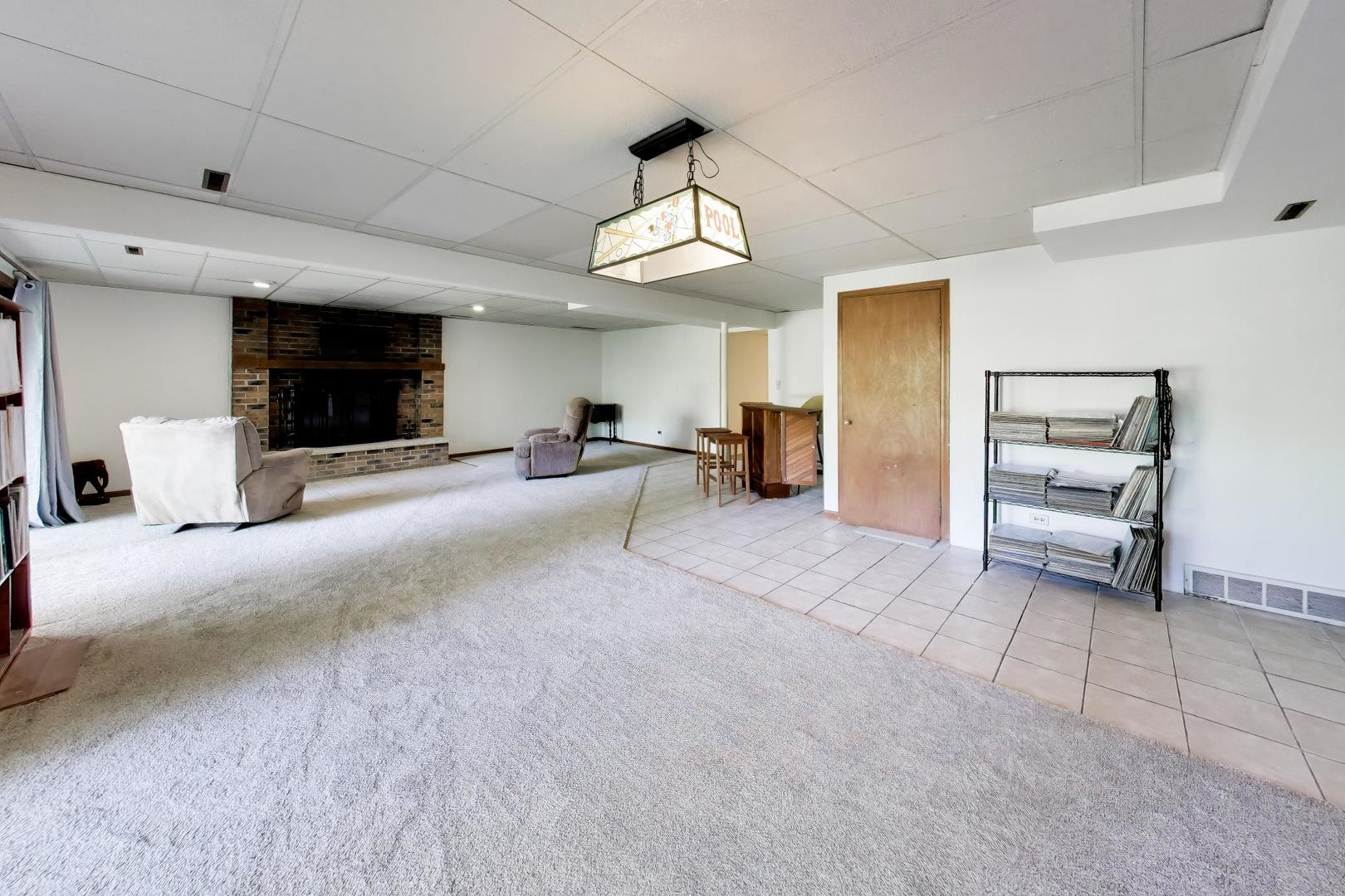 12737490 Property Photo 36