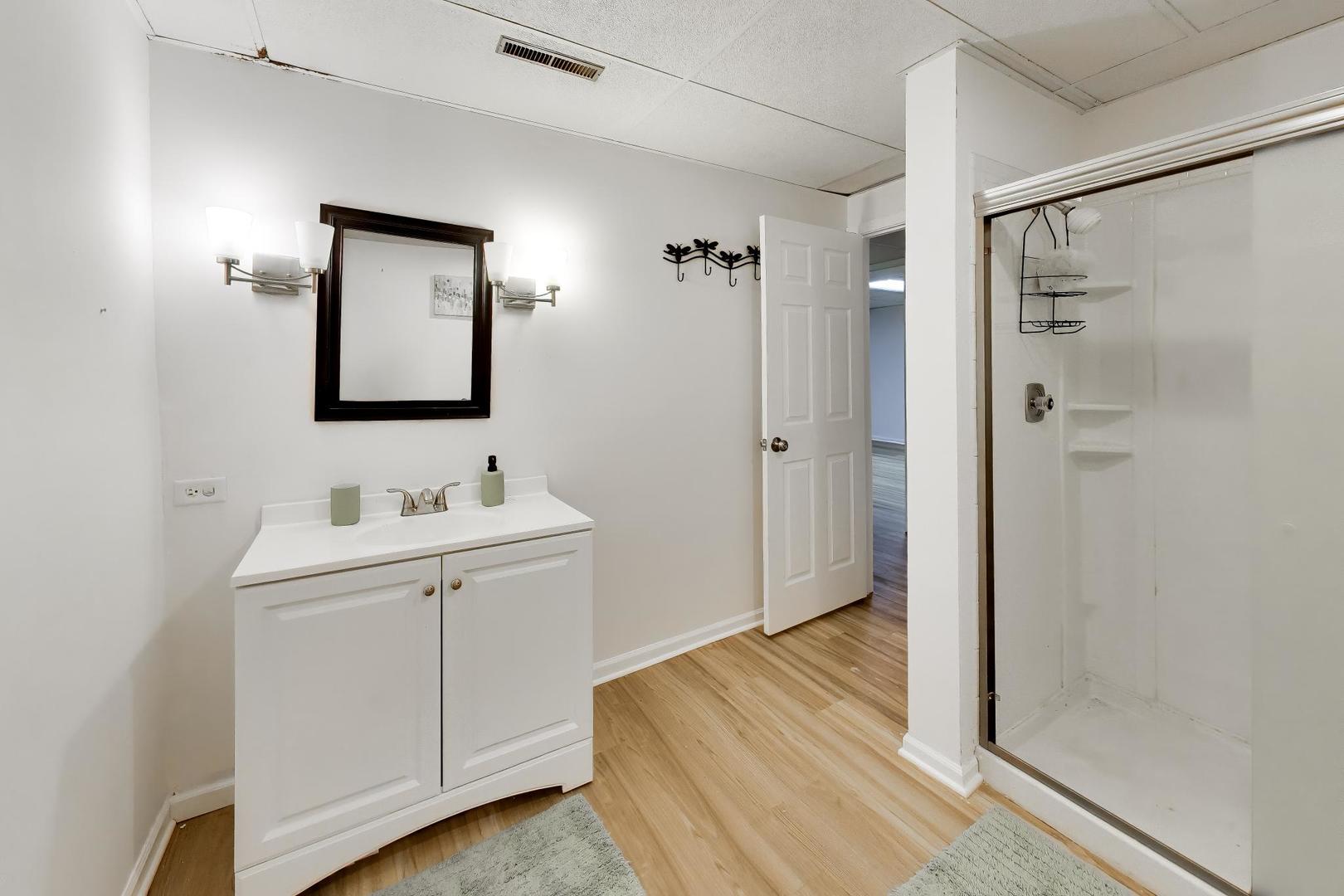 12737490 Property Photo 41