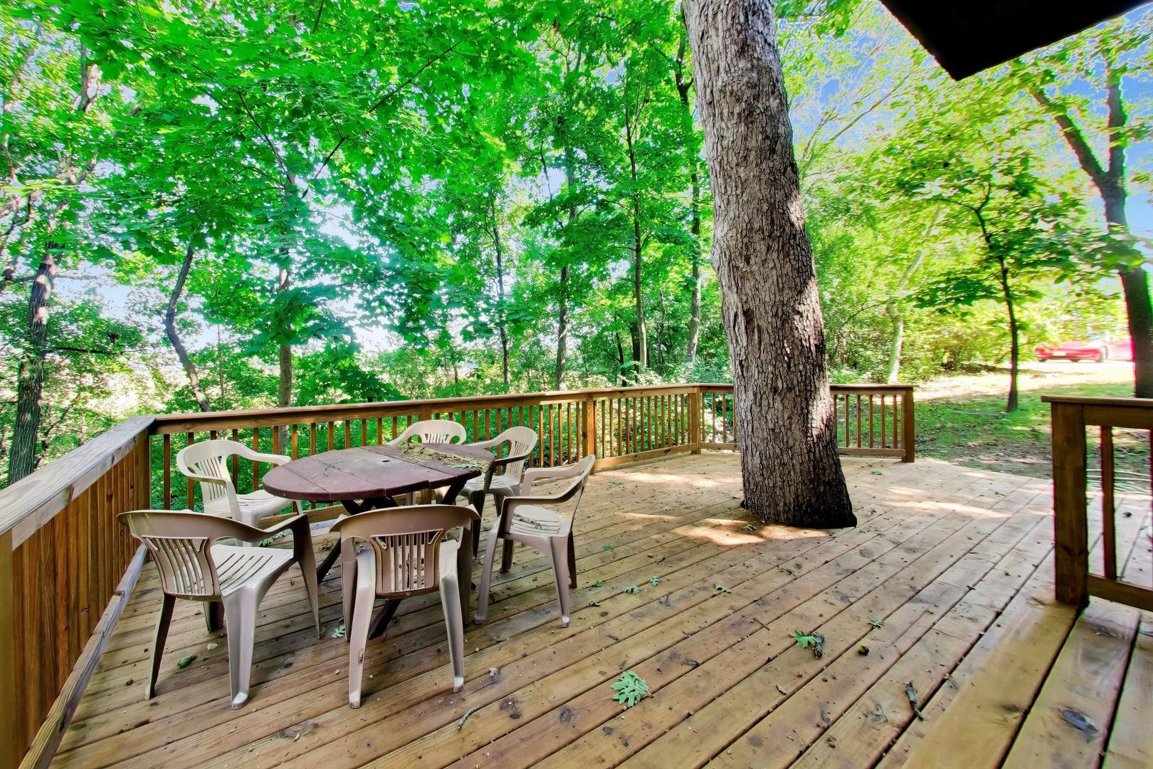 12737490 Property Photo 43