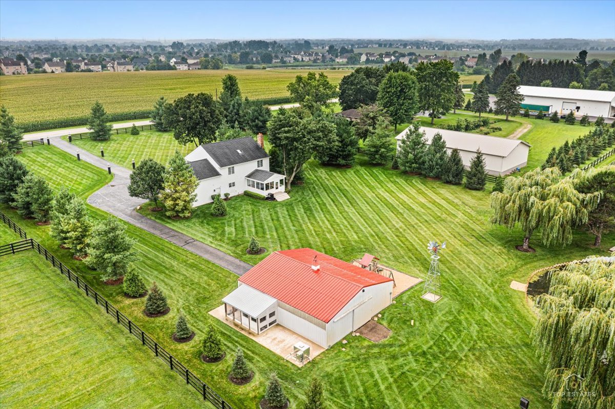 2s976 Deerpath Road Property Photo 44