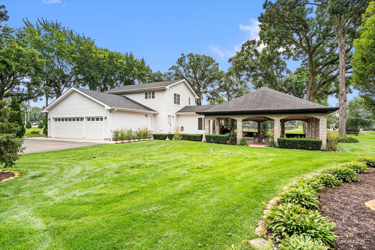 2s976 Deerpath Road Property Photo 58