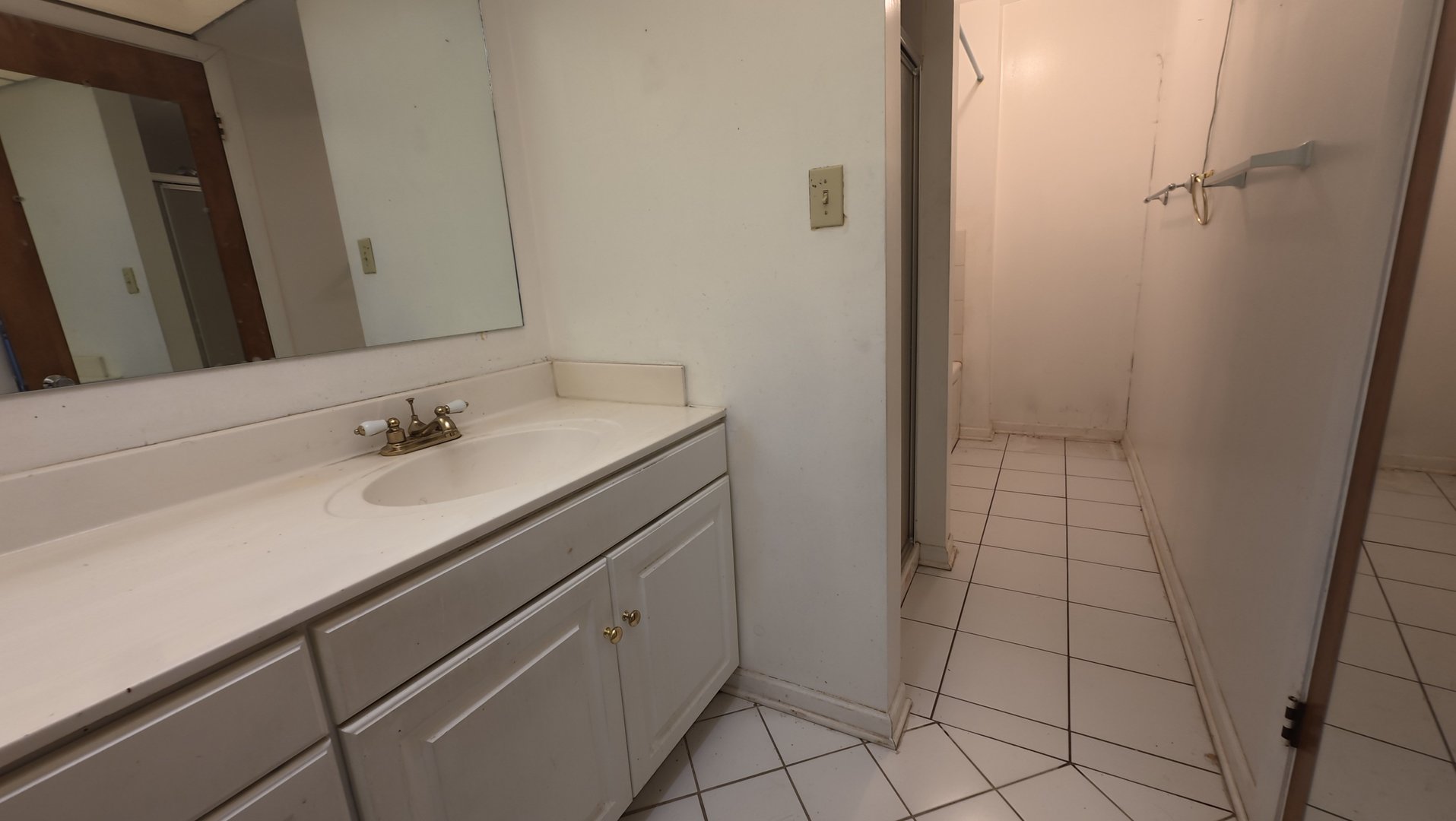 411 N Illinois Avenue Property Photo 21