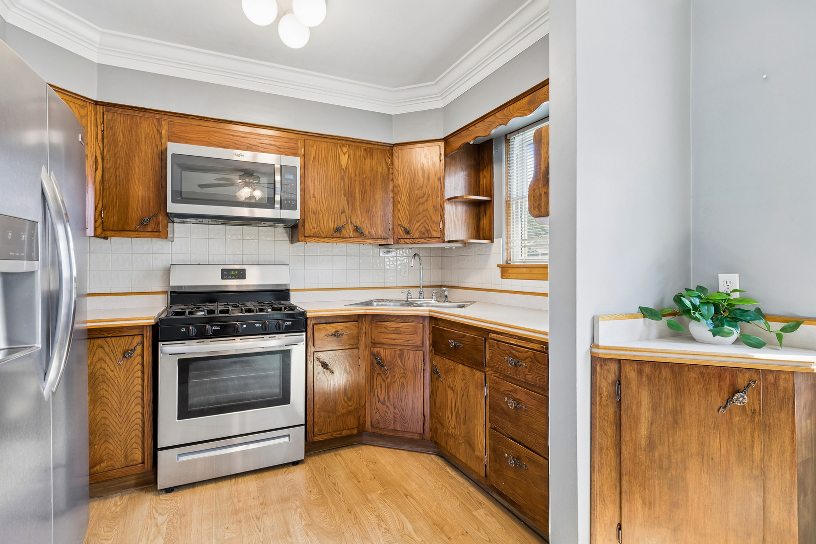 42 Washington Street Property Photo 7