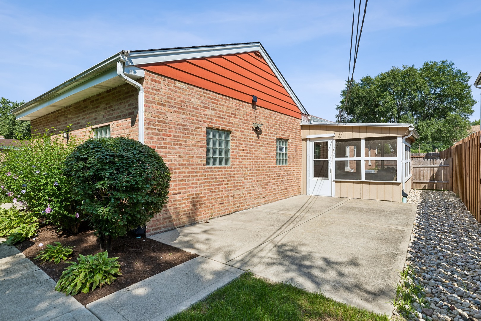 42 Washington Street Property Photo 19