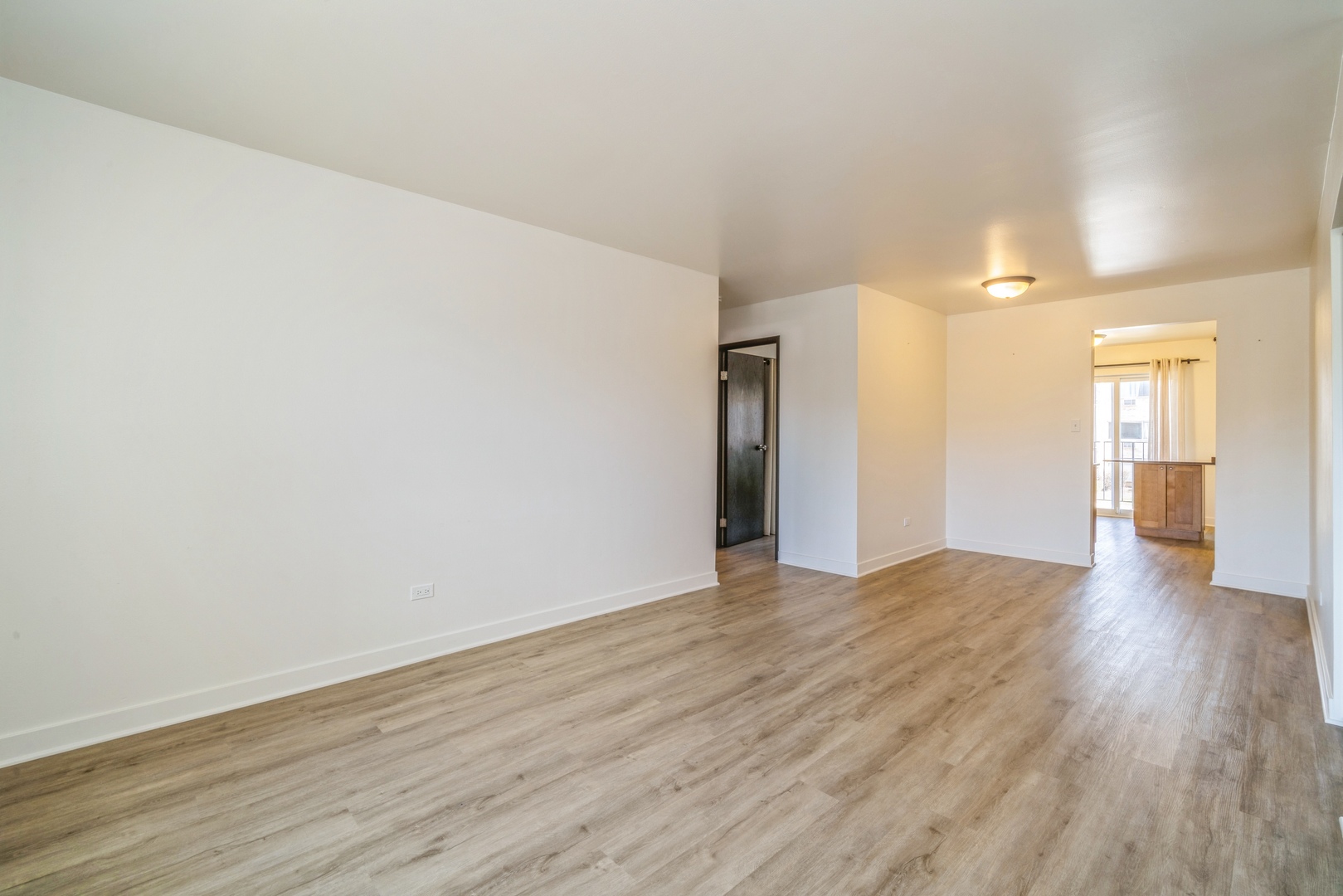 404 Inland Drive 2b Property Photo 6