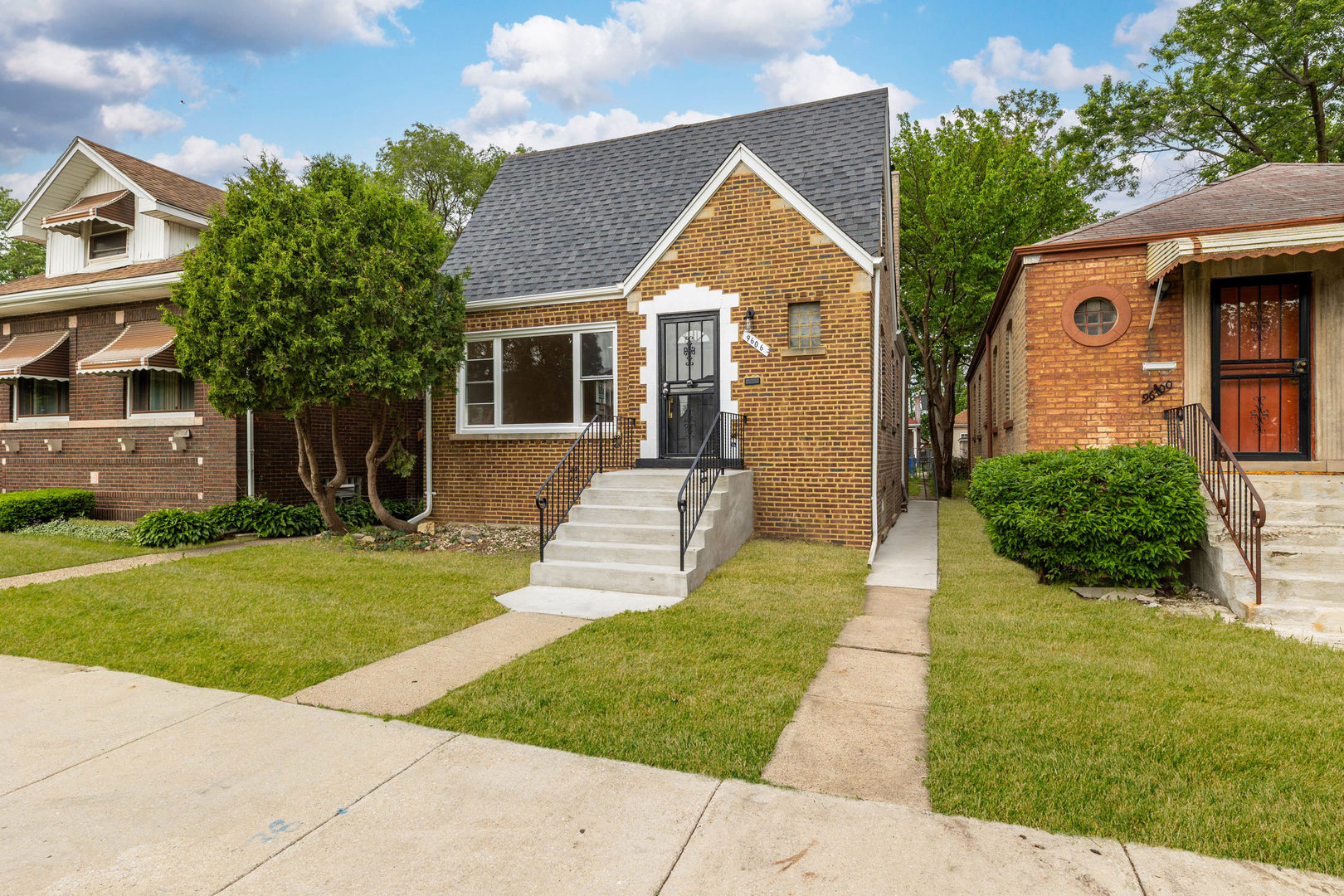 9606 S Morgan Street Property Photo 2