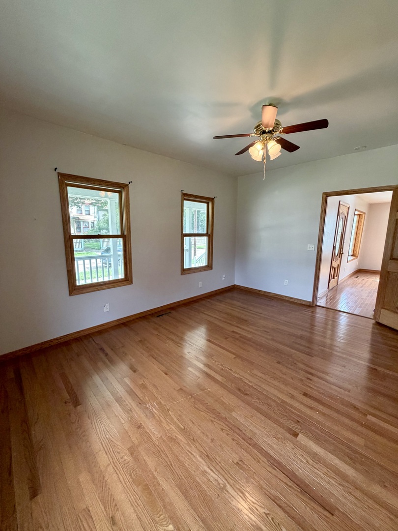 703 Chapel Street Property Photo 5