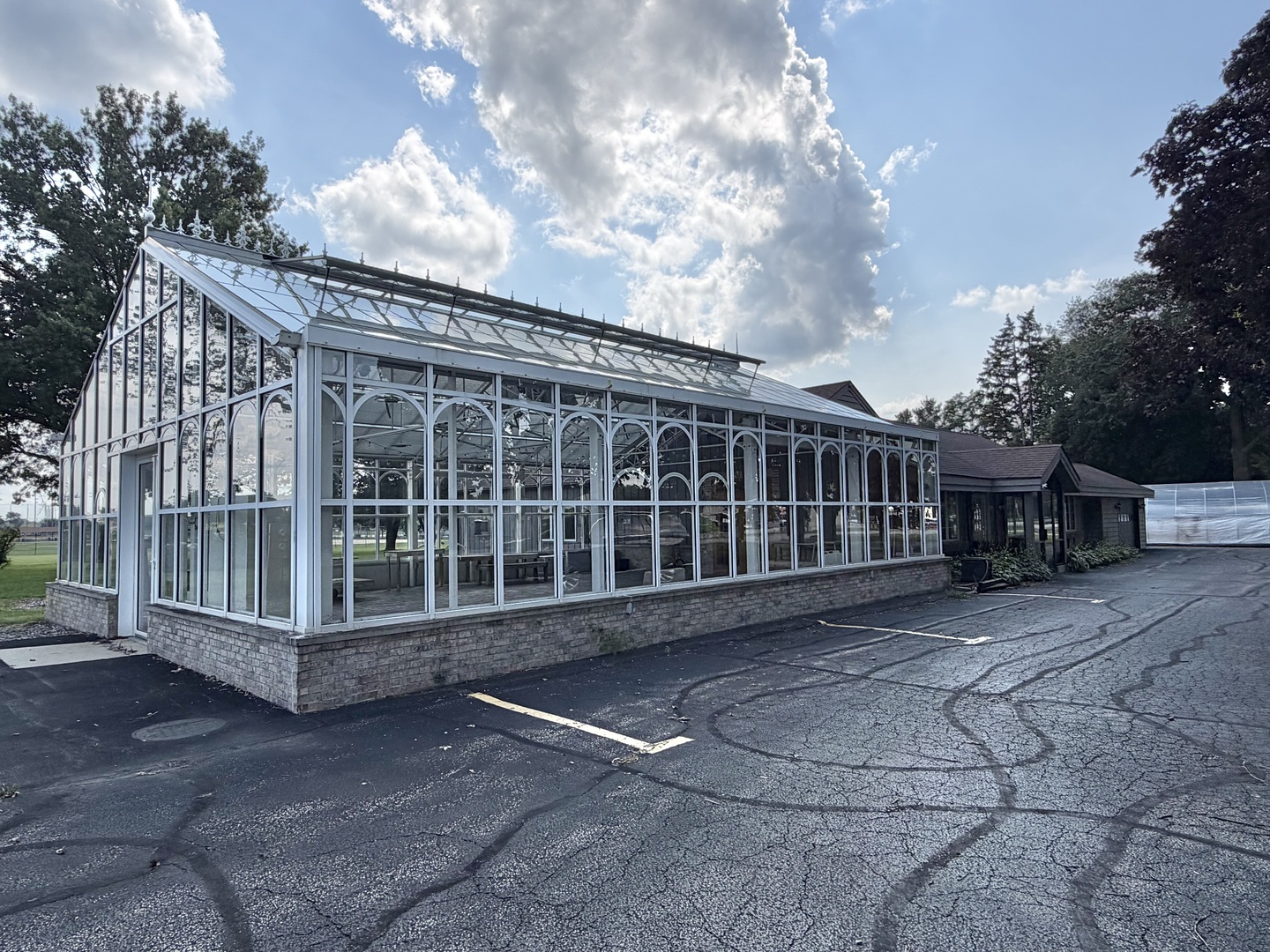 1126 E State Street Property Photo 6