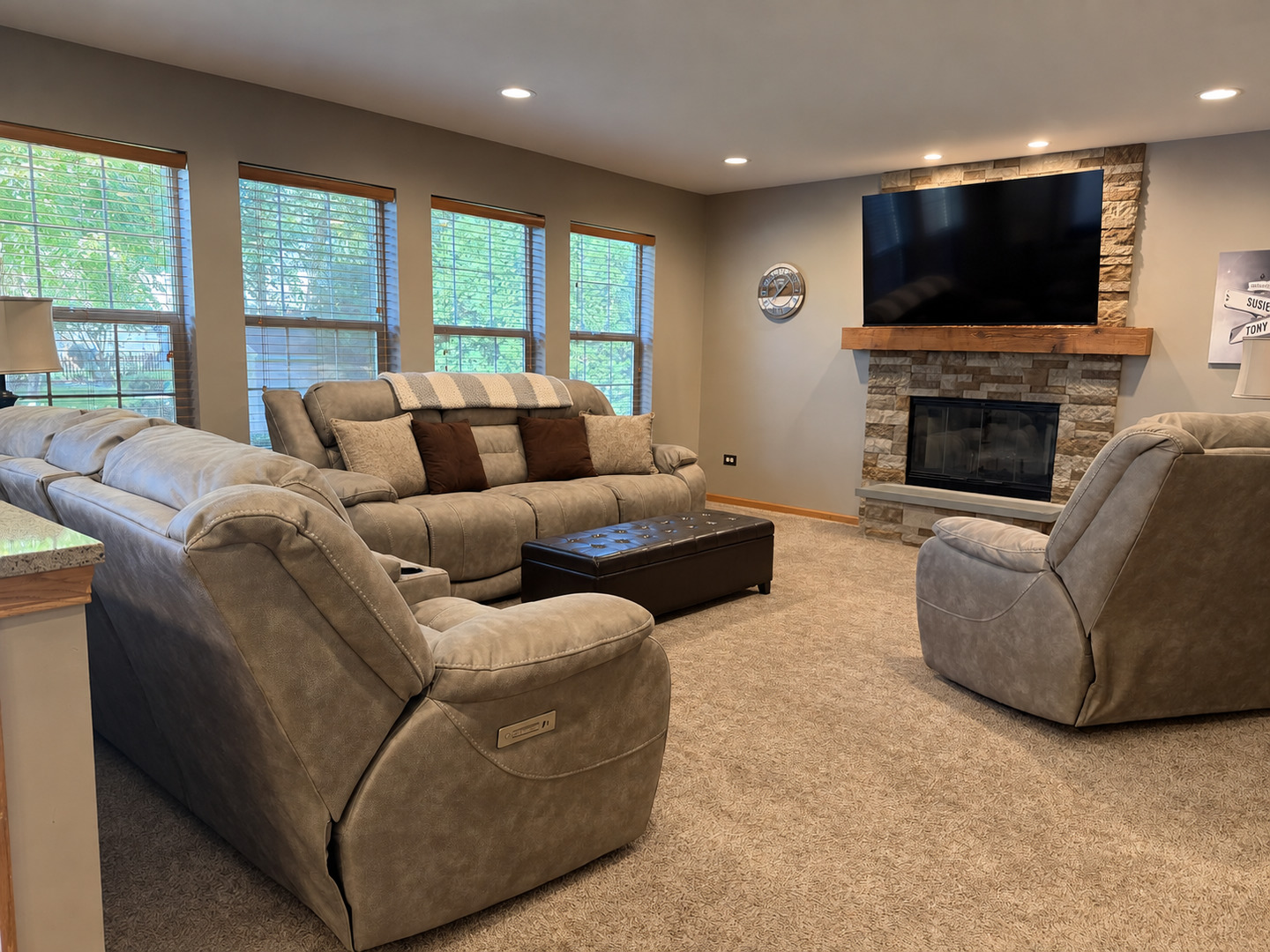 16611 Karen Springs Drive Property Photo 8