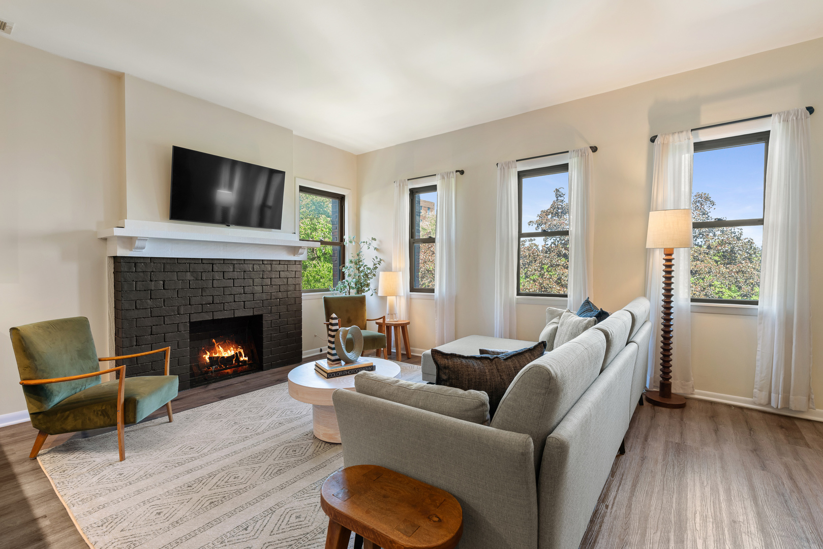 824 Hinman Avenue 3n Property Photo 8