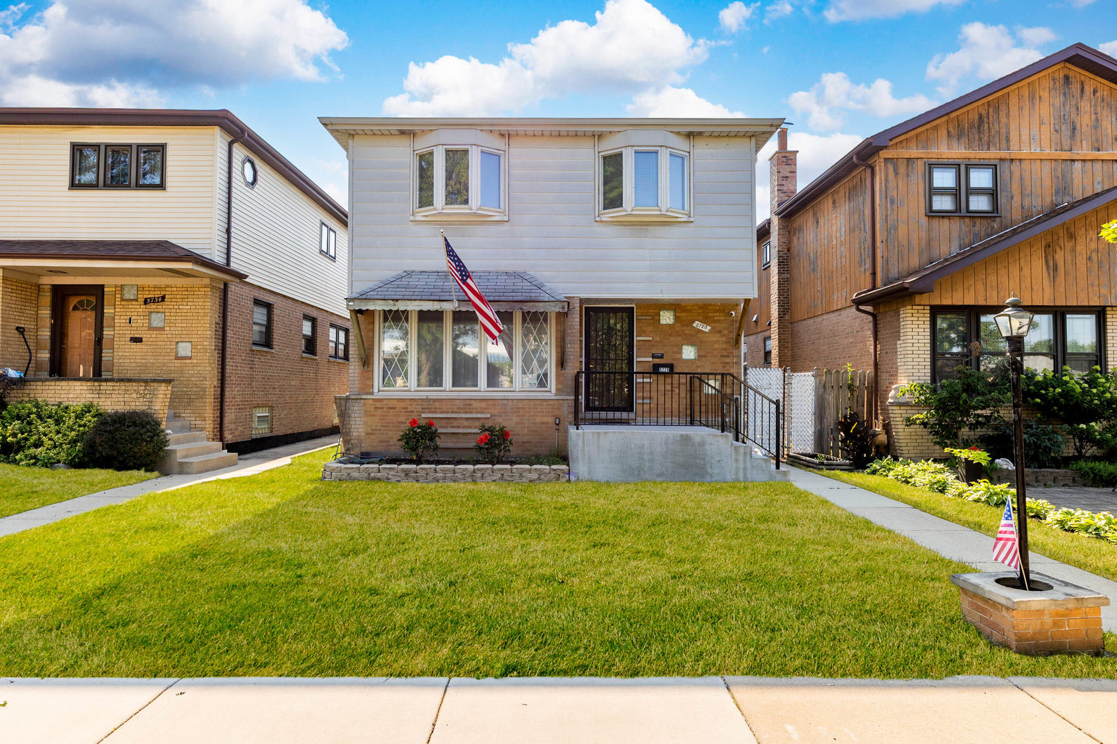 5728 S Parkside Avenue Property Photo 1
