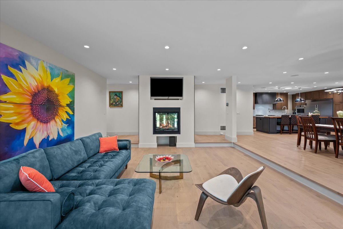 89 Cary Avenue Property Photo 8