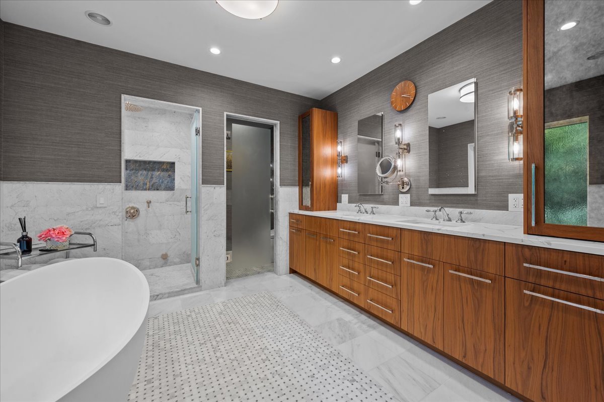 89 Cary Avenue Property Photo 18