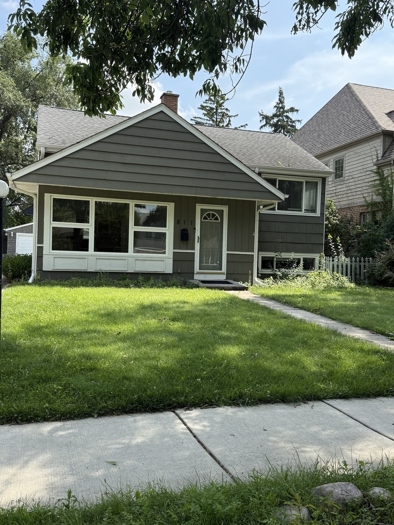 811 S Fairfield Avenue Property Photo 1