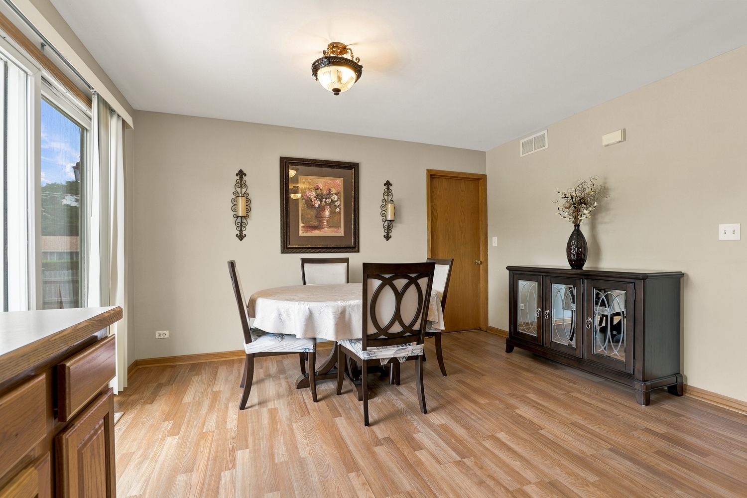 2399 Caton Crest Drive Property Photo 10