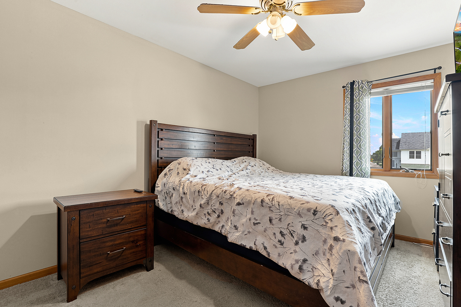 2399 Caton Crest Drive Property Photo 18