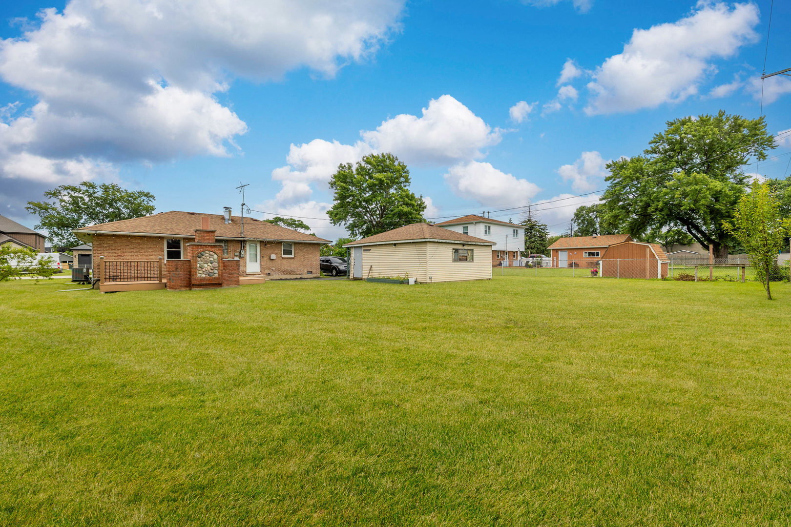 8040 S 85th Court Property Photo 13