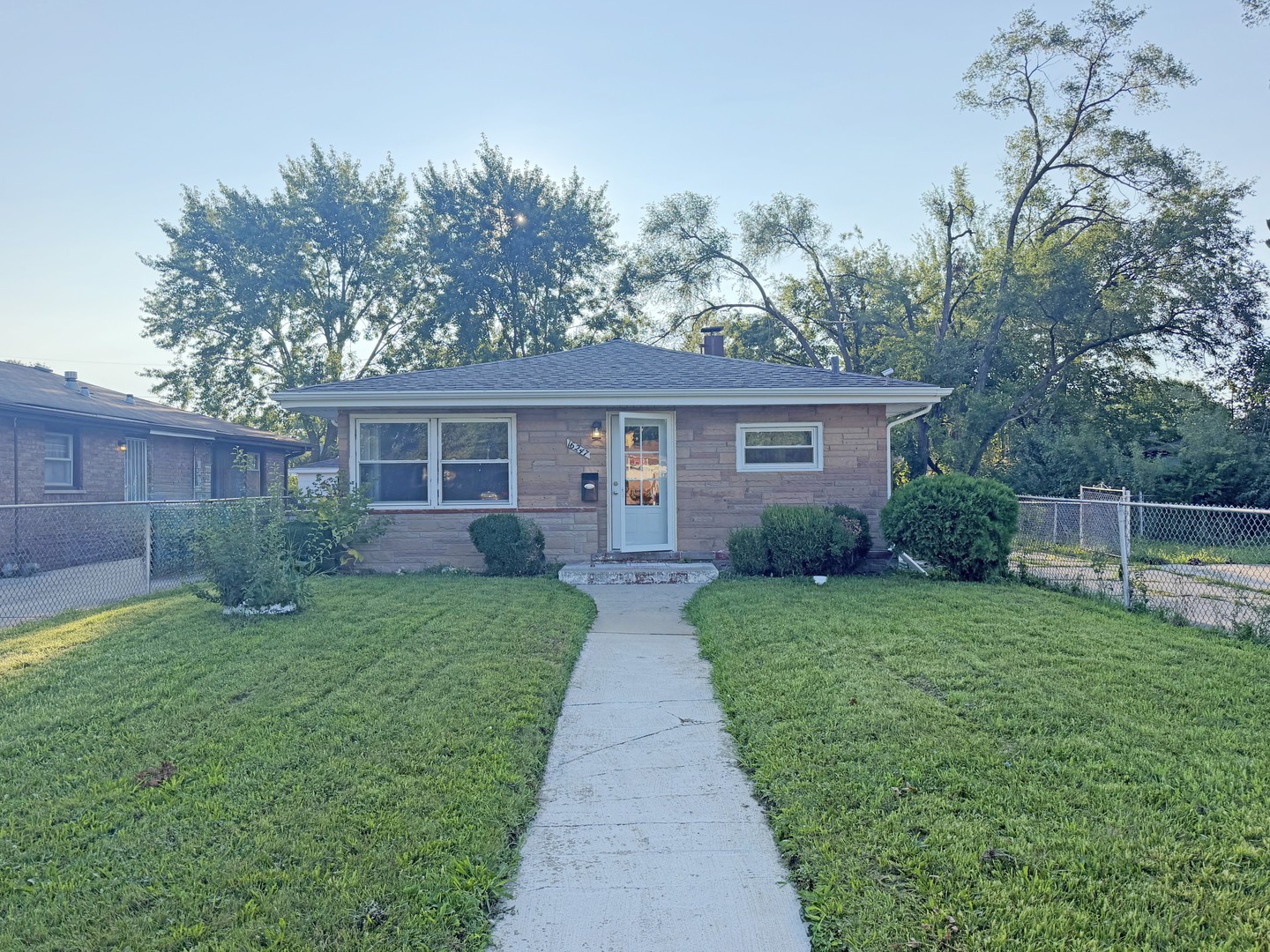 16247 Paulina Street Property Photo 1