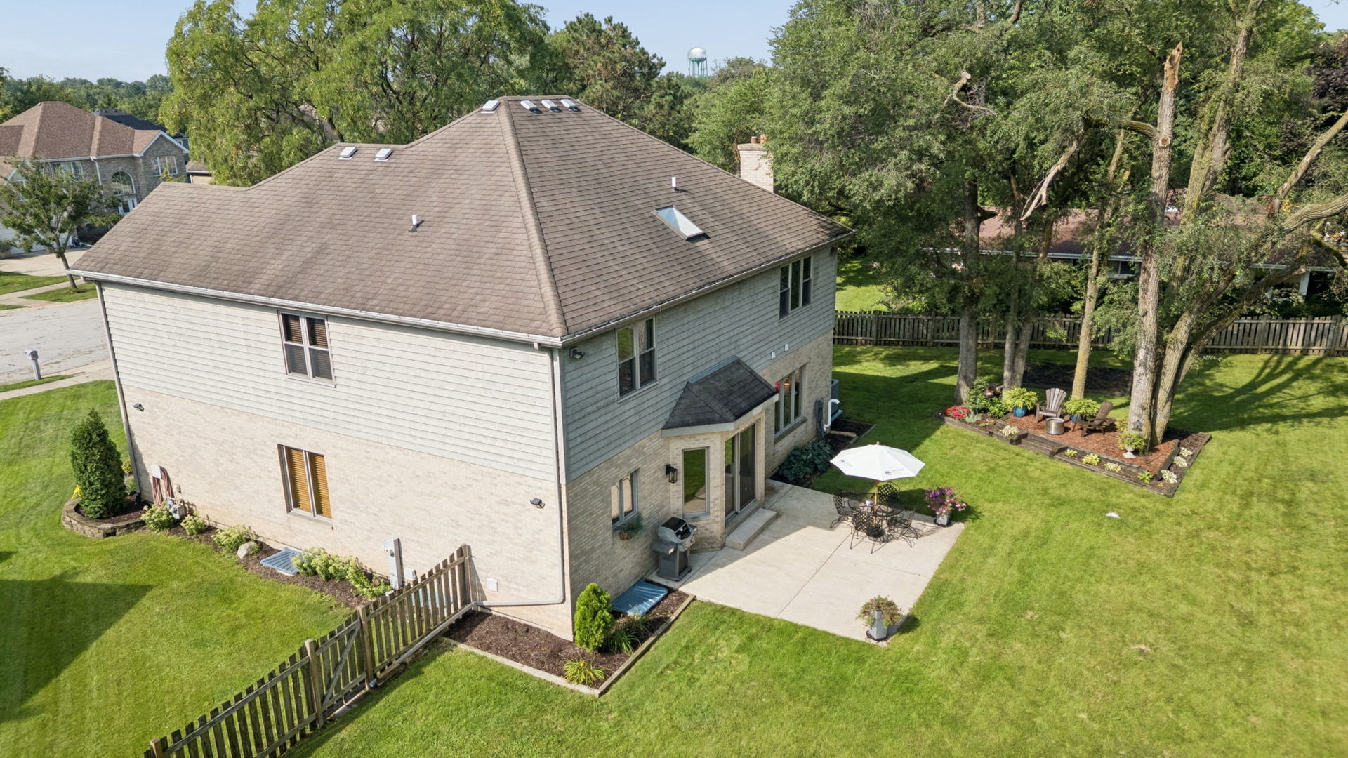 1808 Russell Drive Property Photo 2