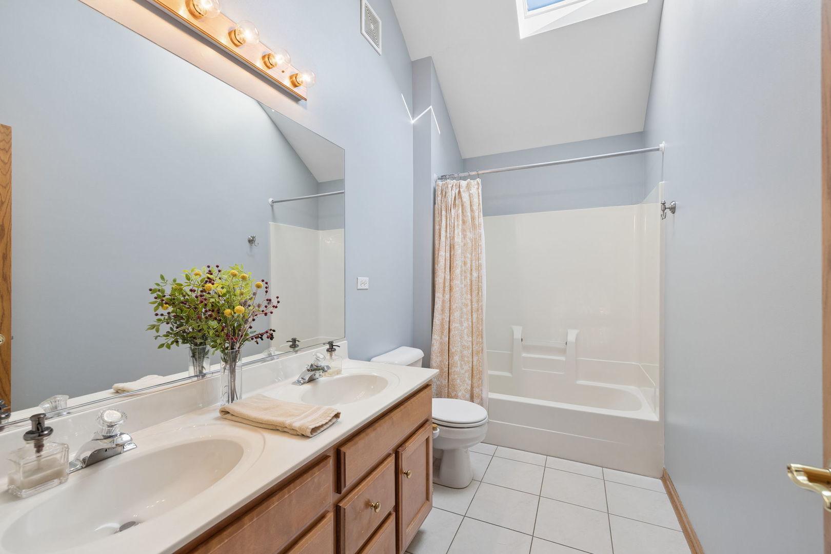 1808 Russell Drive Property Photo 27