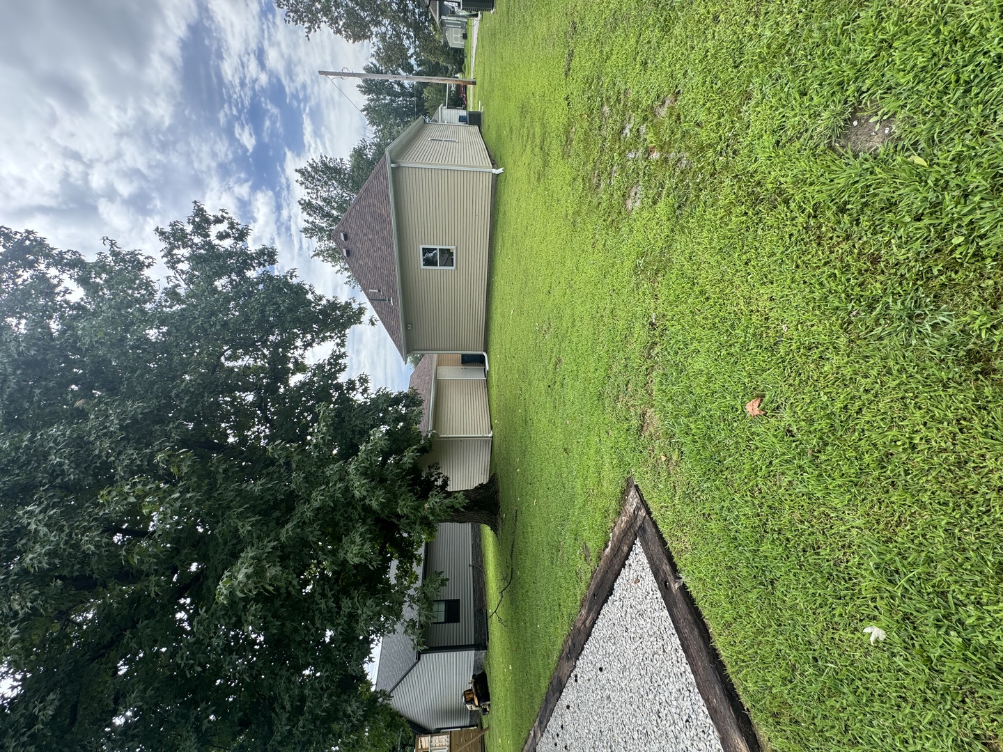 304 W North Street Property Photo 6