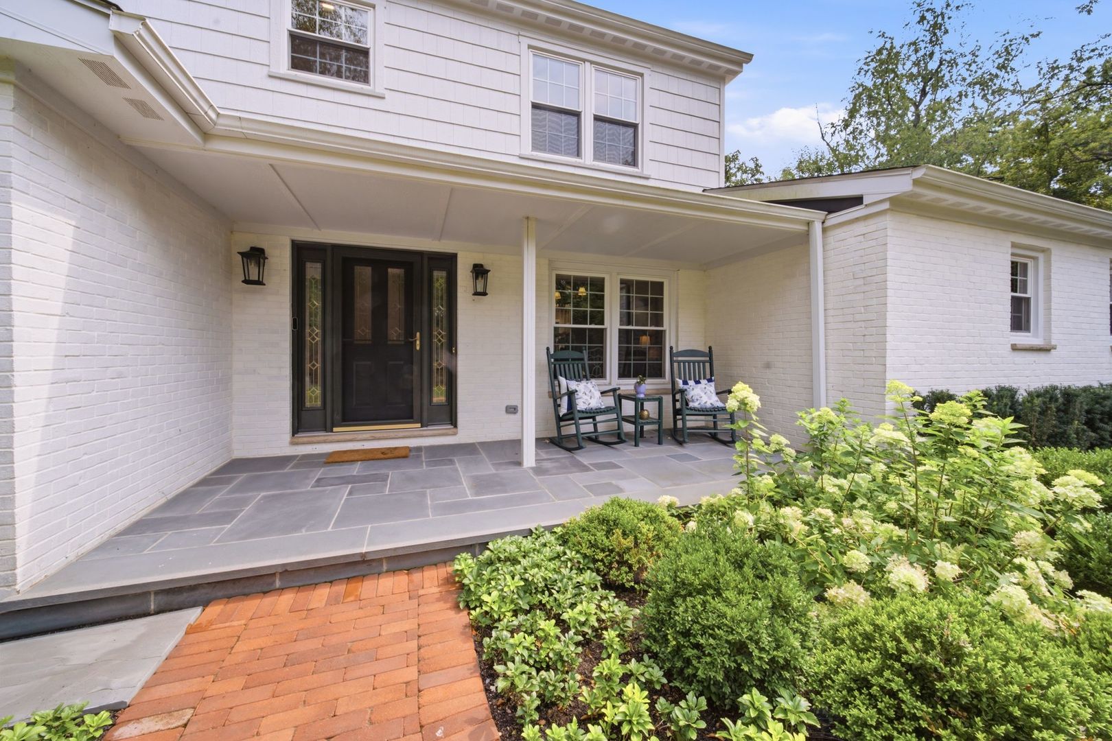 6807 Rhode Island Trail Property Photo 4