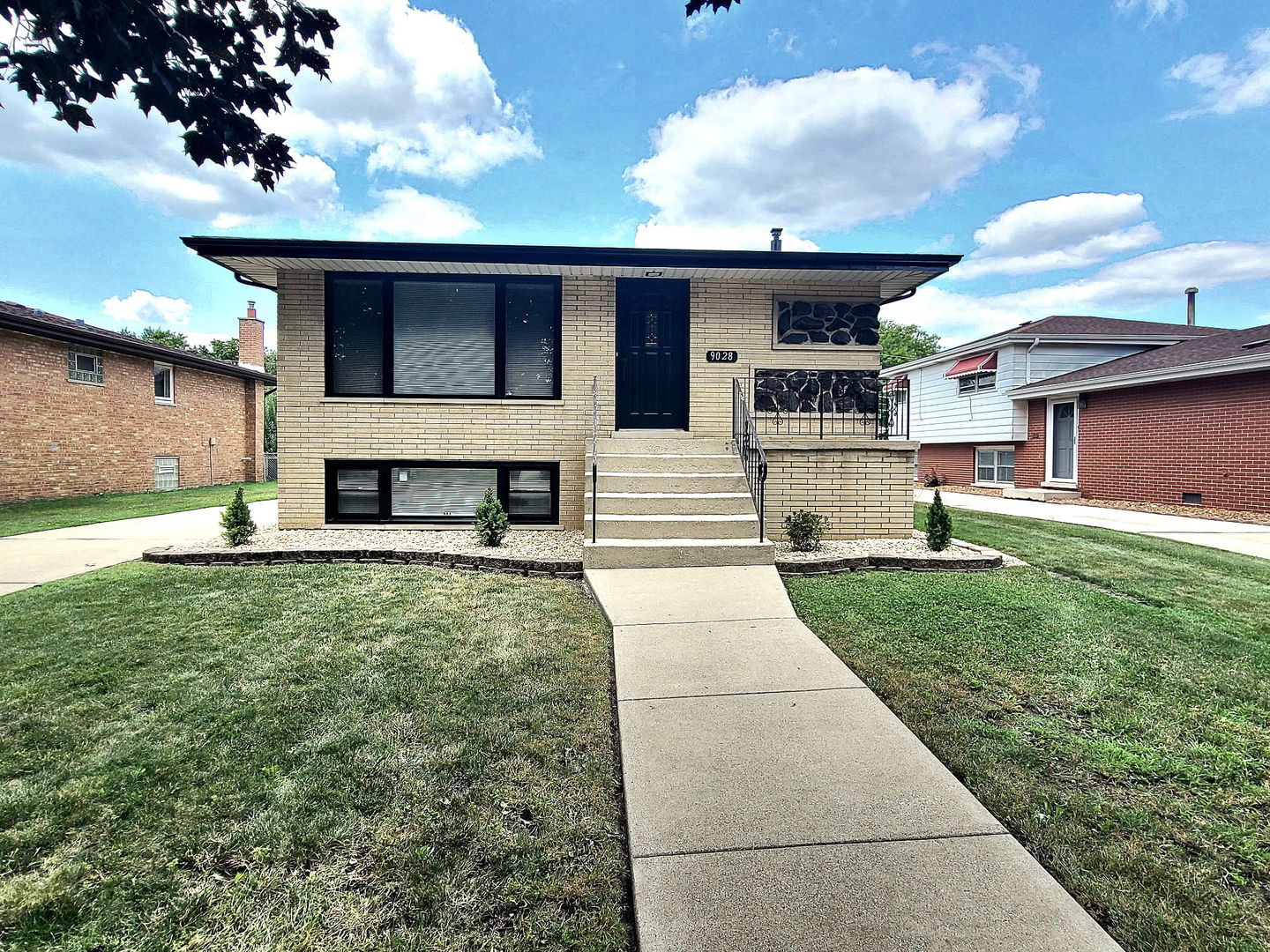 9028 Meade Avenue Property Photo 1