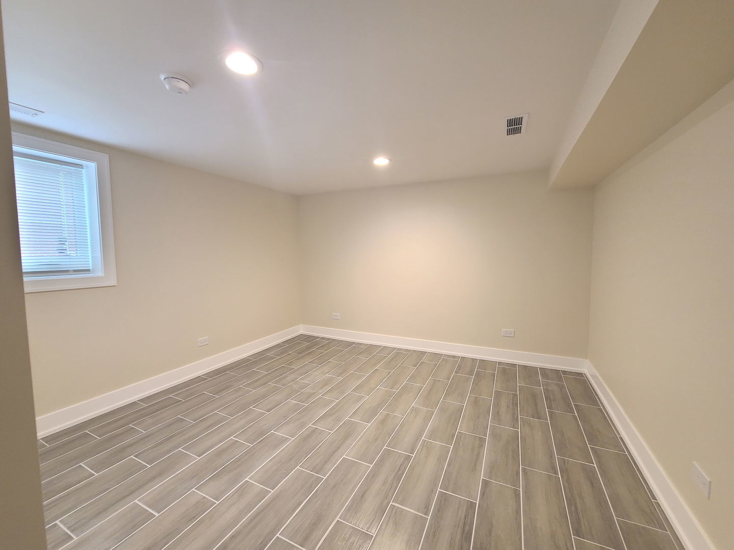9028 Meade Avenue Property Photo 28