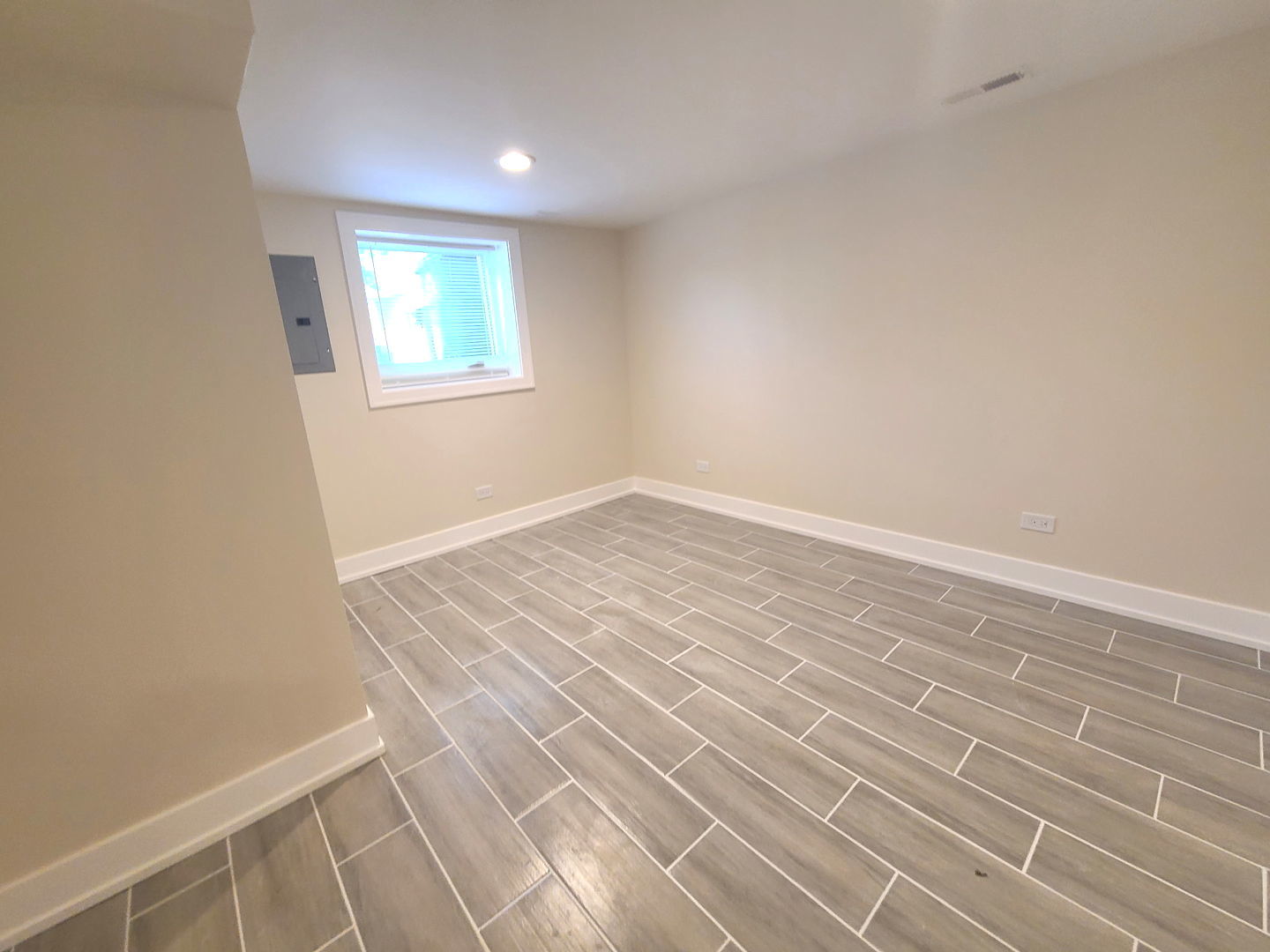 9028 Meade Avenue Property Photo 32