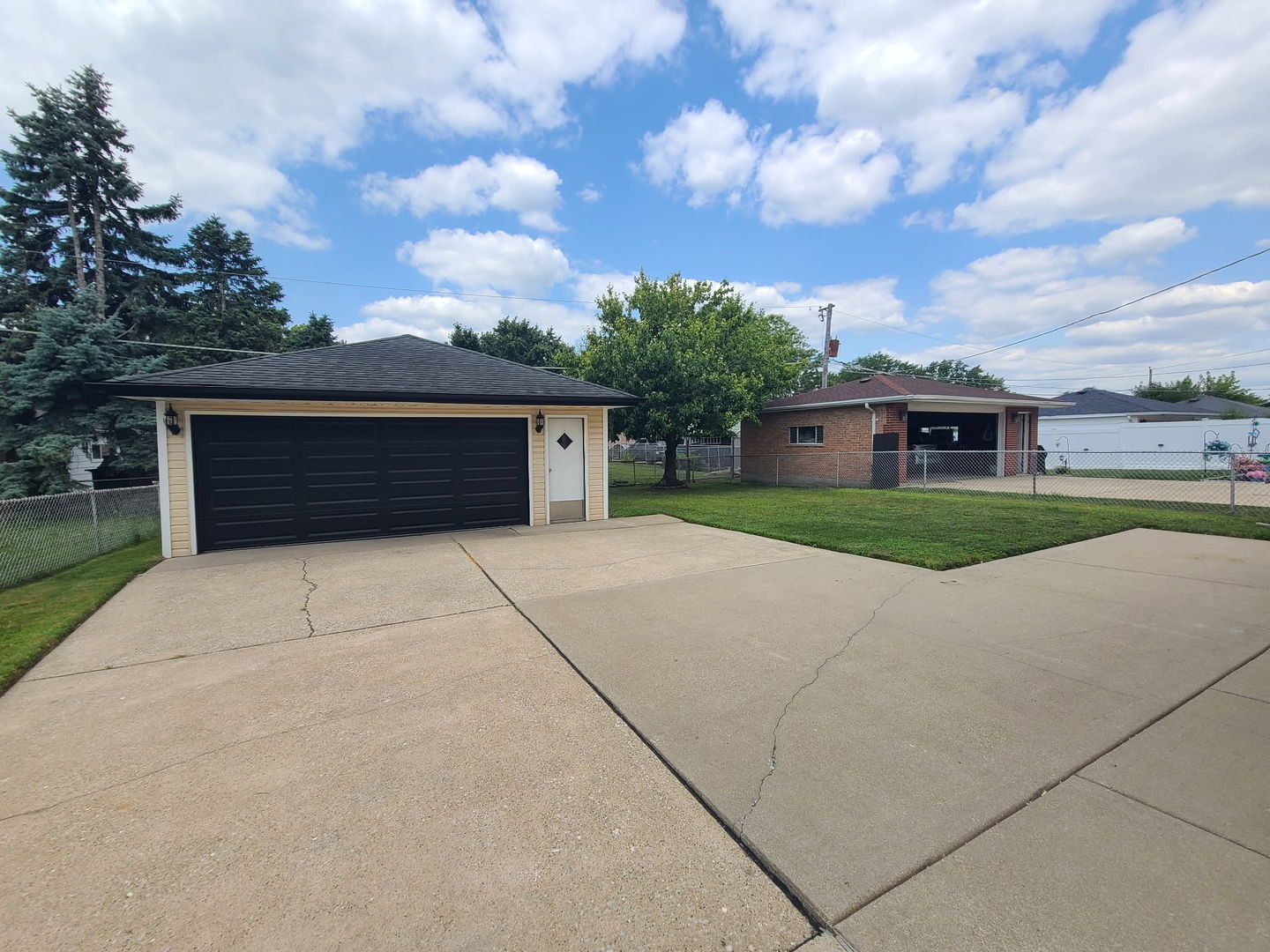 9028 Meade Avenue Property Photo 40