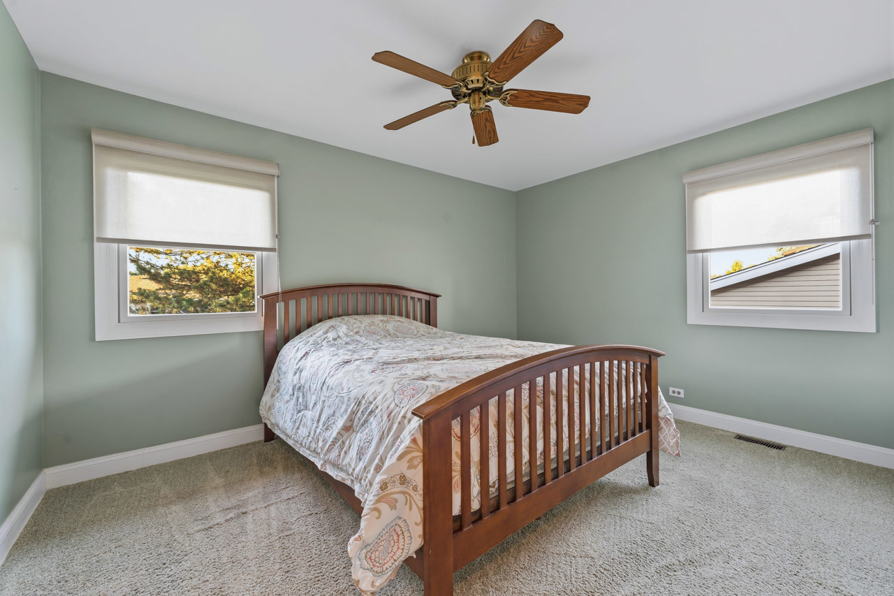 564 Gateshead S Property Photo 15