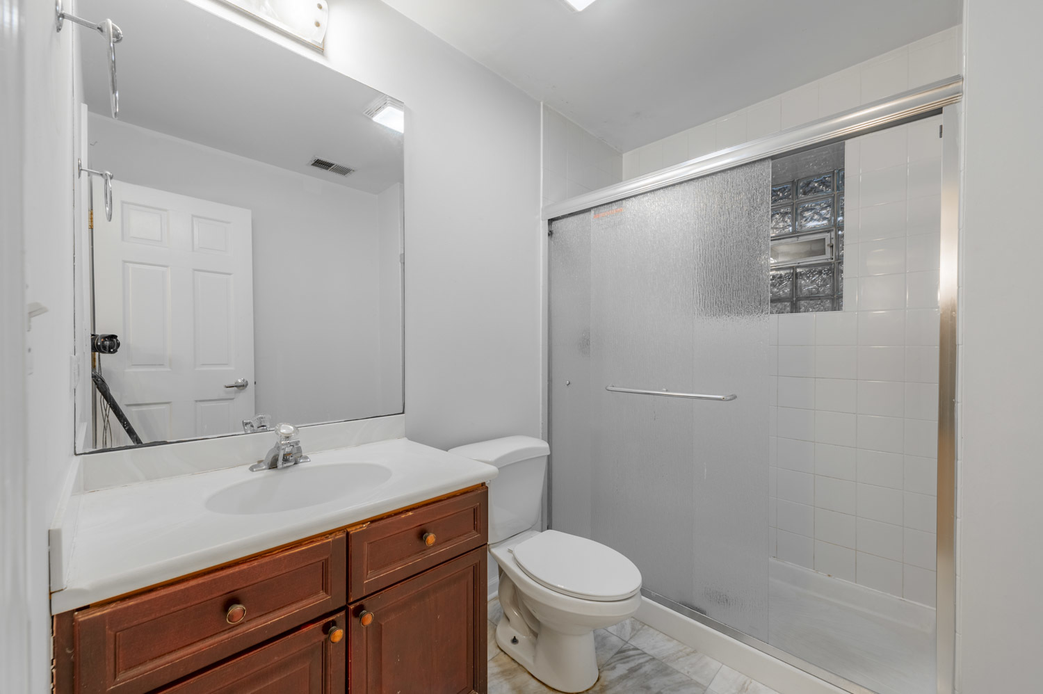 1017 W Dakin Avenue 1 Property Photo 24