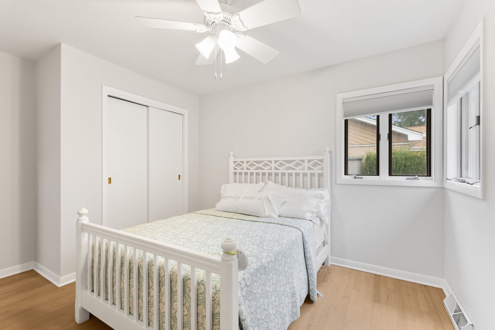 12607 S Meade Avenue Property Photo 18