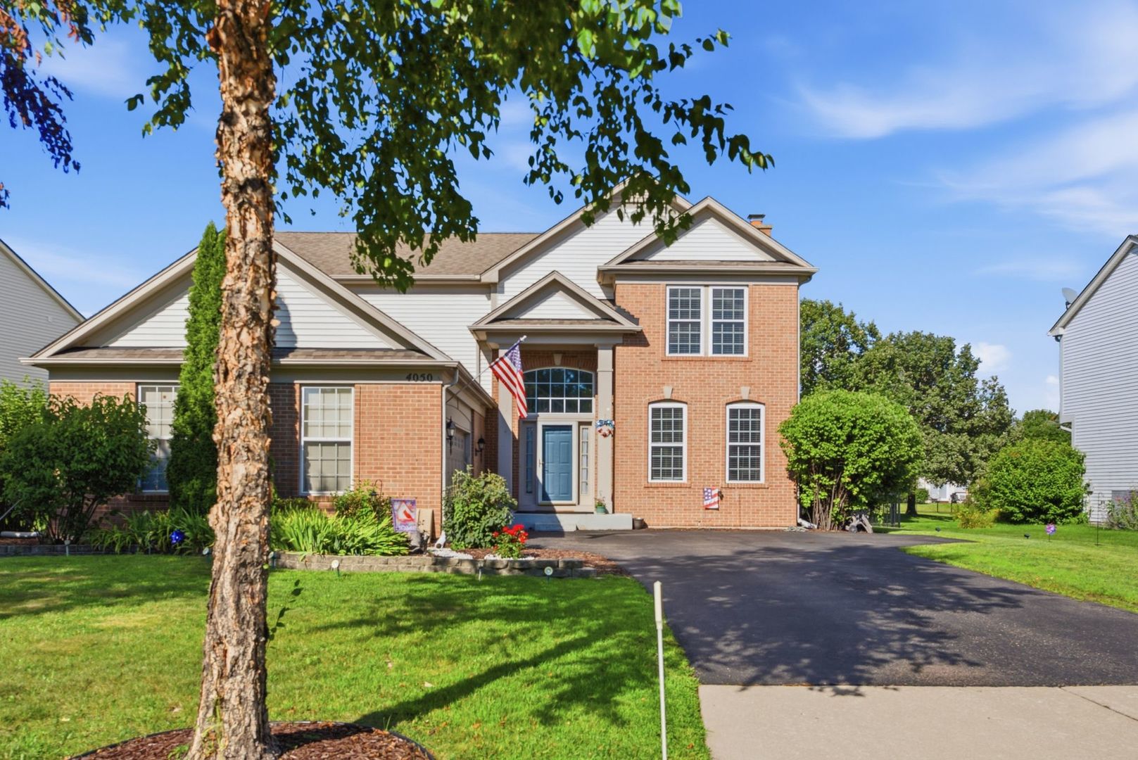 4050 Bunker Hill Drive Property Photo 4